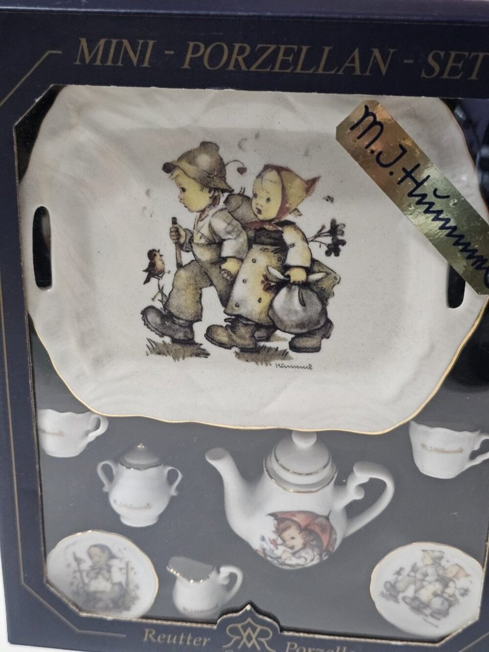 VTG M.J. Hummel Miniature Tea Set Reutter Porzellan Germany 8 Piece New